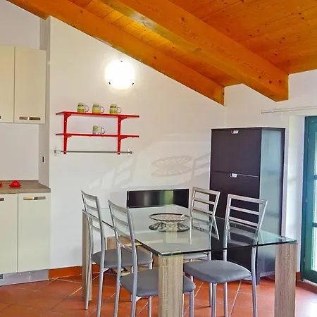 Holideal Campione Bed N Surf 62 Campione del Garda